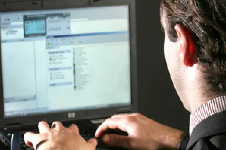 Un clujean este executat silit de bancă, după ce a fost atacat de hackeri. S-a trezit cu banii furați din cont și un credit deschis pe numele său