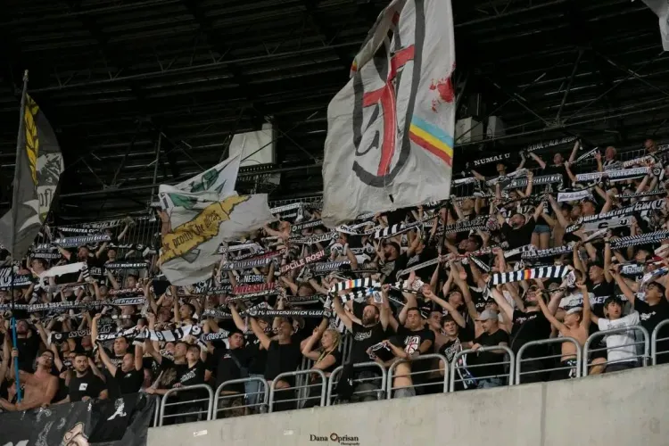 Galeria lui U Cluj, mesaj sincer pentru fani: „Visul unei nopți de vară, U Cluj campioană!/Vor urma și înfrângeri, dar noi trebuie să fim acolo”