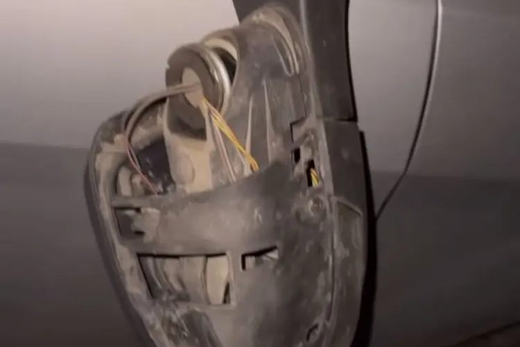 VIDEO. Mai multe mașini, vandalizate pe strada Câmpeni din Cluj-Napoca: „Au fost vizate doar mașinile parcate pe trotuar”