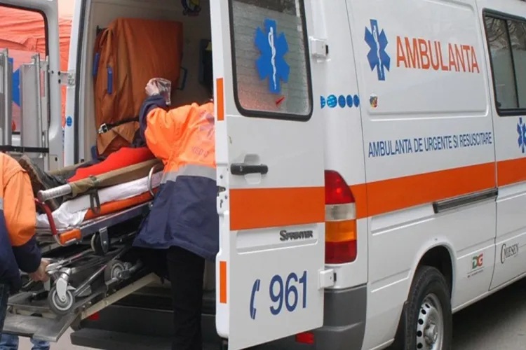 Un polițist aflat în timpul liber a salvat viața unui bărbat inconștient. A sunat de urgență la 112