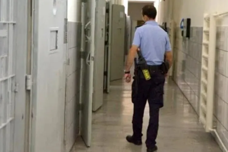 Un conflict izbucnit între doi deținuți la penitenciar s-a încheiat cu o tragedie! Polițiștii nu au mai putut face nimic 