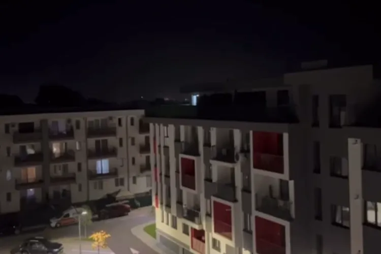 VIDEO. Locuitorii din Florești, terorizați de un „concert” de manele: „Se aude-n toată urbea, te scoate din minți/Zici că-s pe balcon”