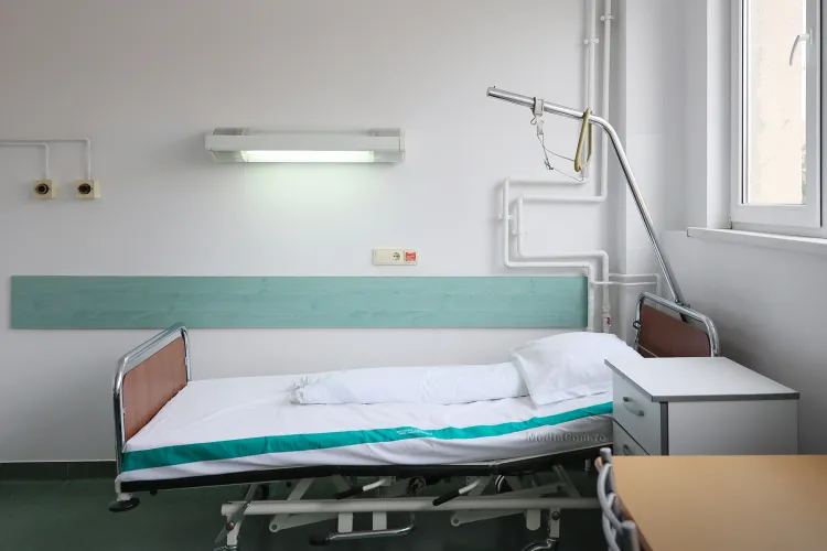 Furt ca-n codru la un spital din Cluj! O pacientă internată a rămas fără bani, geantă și documentele personale/Hoțul nu a fost prins