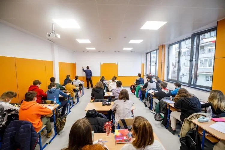 Când se întorc elevii la școală. Al doilea modul al anului școlar va dura șase săptămâni