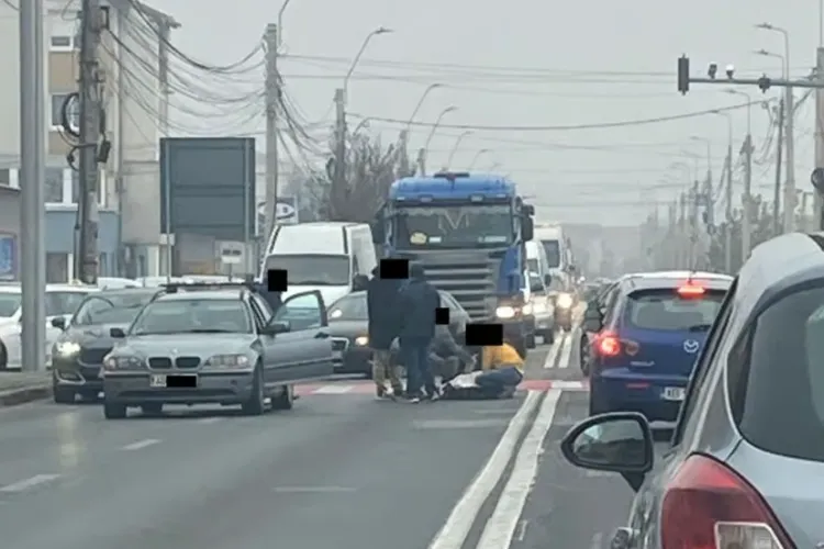 La un pas de tragedie, pe un drum din Ardeal! Fetiță de 10 ani, accidentată pe o trecere de pietoni