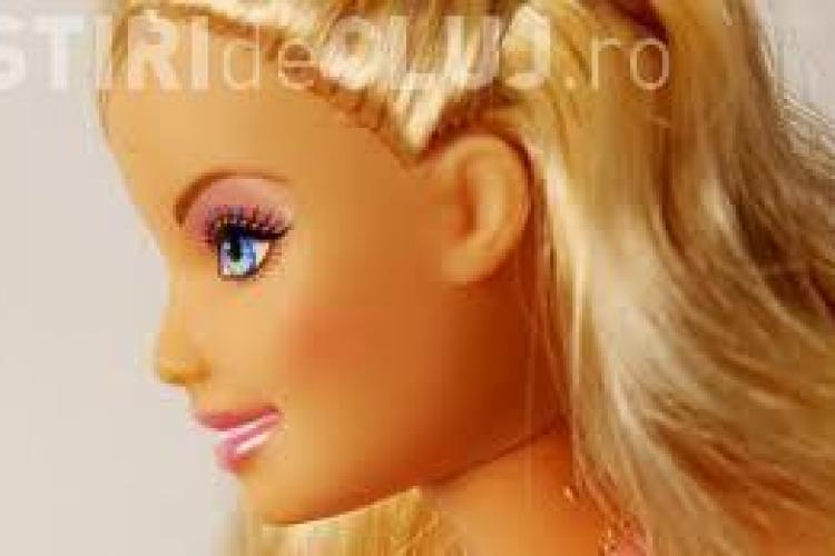 Papusa Barbie, acuzata de distrugerea padurilor din Indonezia - VIDEO