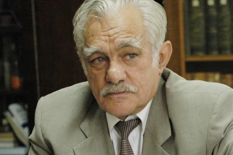 Radio Romania va promova academicienii si oamenii de stiinta printr-un parteneriat semnat cu Academia Romana