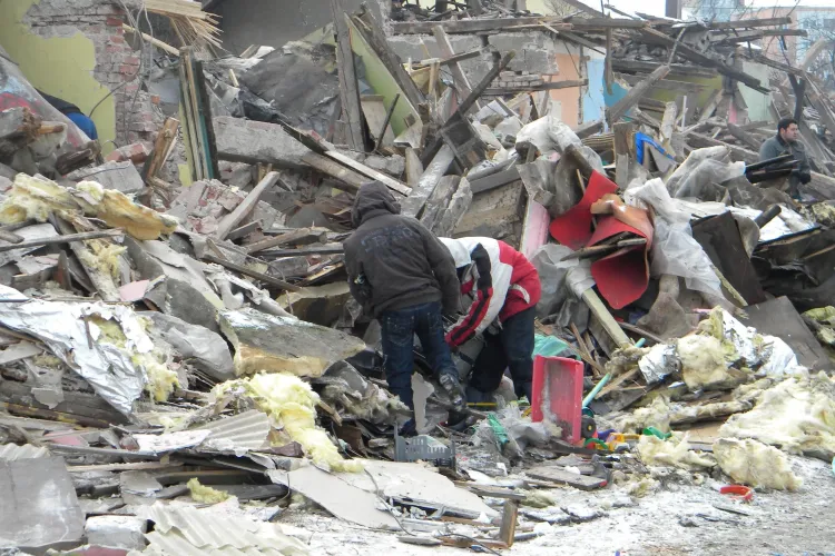 Tiganii de la Pata Rat si din Dallas, "vizitati" vineri de Amnesty International