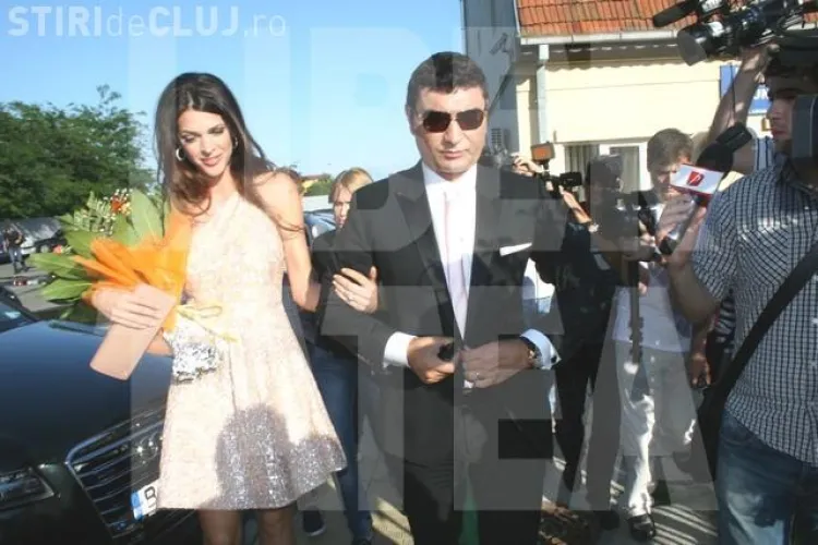 Cristi Borcea s-a cununat cu Alina Vidican. Gigi Becali a fost nasul VEZI FOTO