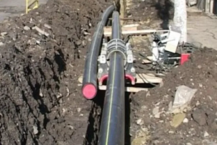 Zeci de clujeni au rămas fără gaz, la temperaturi de zero grade, după ce muncitorii au spart conducta. Autoritățile se spală pe mâini