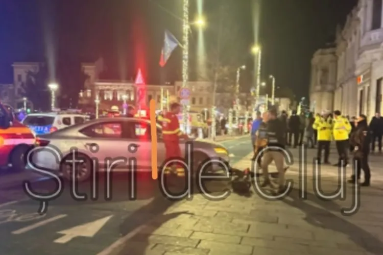 Accident în Piața Unirii din Cluj-Napoca. O tânără de 23 de ani, pe trotinetă, a fost lovită de o mașină FOTO