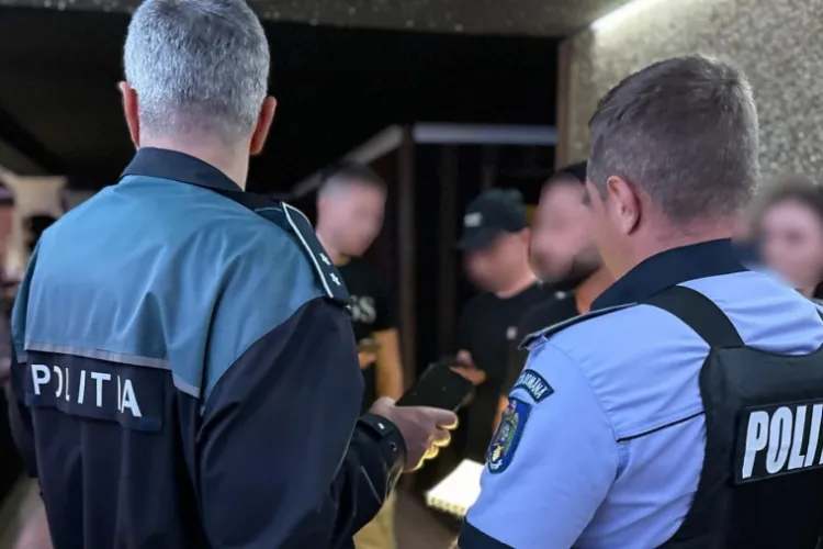 Patru persoane au ajuns la Poliție, după ce s-a dat alarma la căminele studențești. Ce au descoperit polițiștii 