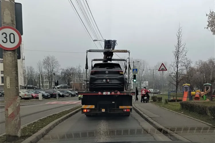 Surpriză înainte de Crăciun pentru un șofer clujean! Bolidul său, ridicat și dus la Someșeni