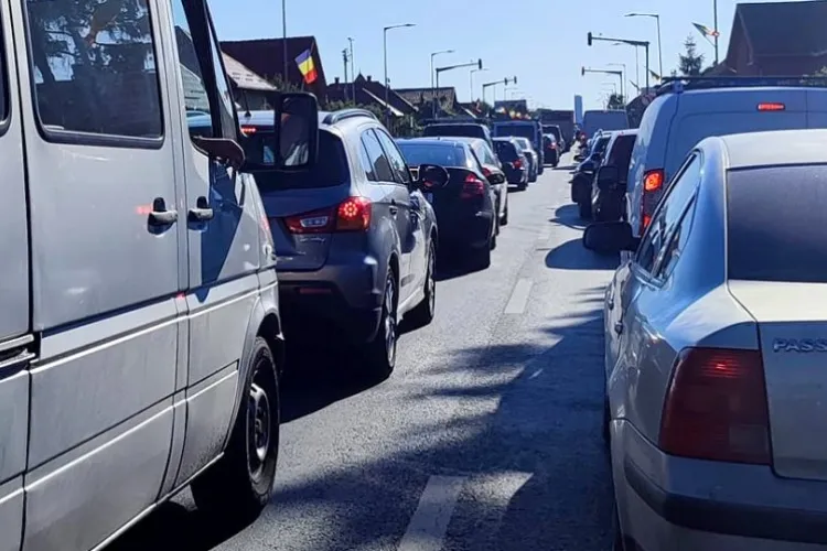 Locuitorii din Florești caută soluții extreme pentru traficul infernal: „Dacă lucrezi în IT și ai bani, te sfătuiesc să investești într-un elicopter”