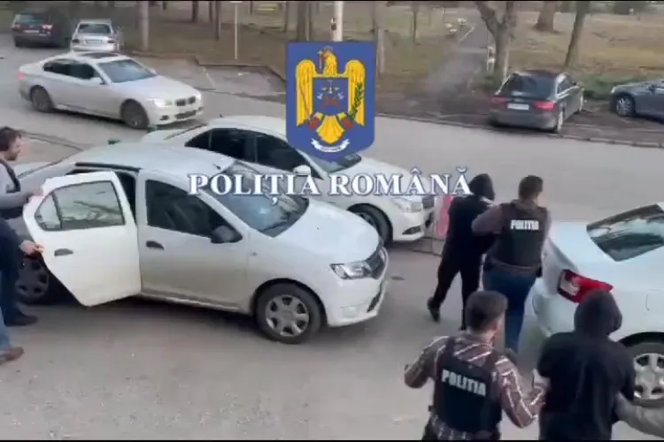 Trei elevi din Cluj, tâlhăriți în Parcul Între Lacuri! Agresorul le-a spus că are o armă la spate și trebuie să-i dea banii, dacă vor să scape teferi