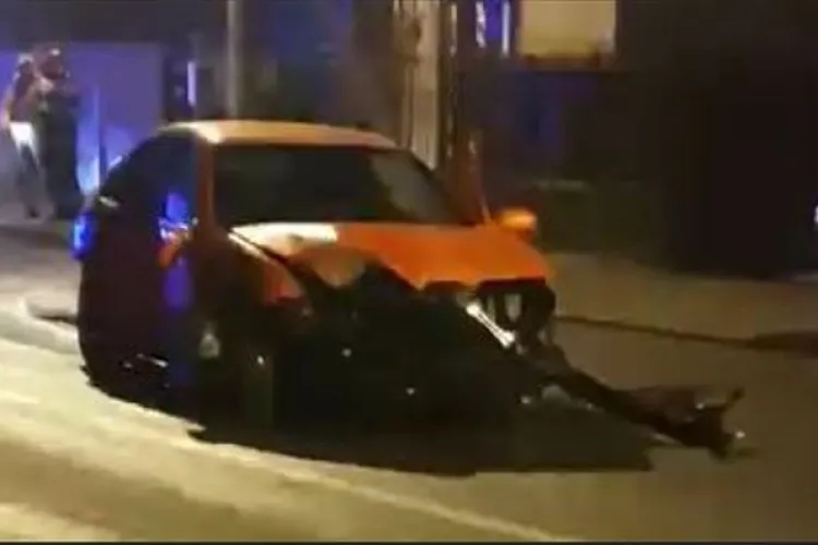Accident pe strada Oașului din Cluj. Un șofer a rupt branșamentul de gaz și a abandonat apoi mașina în mijlocul drumului VIDEO