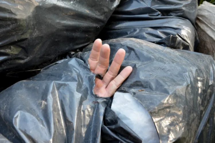 Întâmplare macabră! Un bărbat a furat trei picioare de om amputate de la un spital 