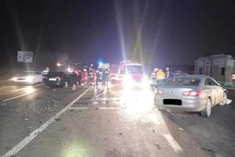 Accident grav pe DN1! Șapte persoane, printre care doi minori, transportate de urgență la spital