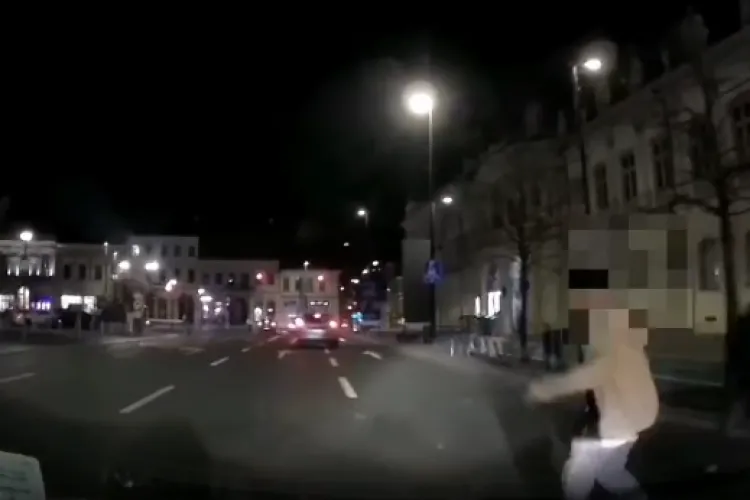 Farse periculoase pe străzile din Cluj! Un clujean trage un semnal de alarmă: ,,Au prostul obicei de a simula că se aruncă în fața mașinilor