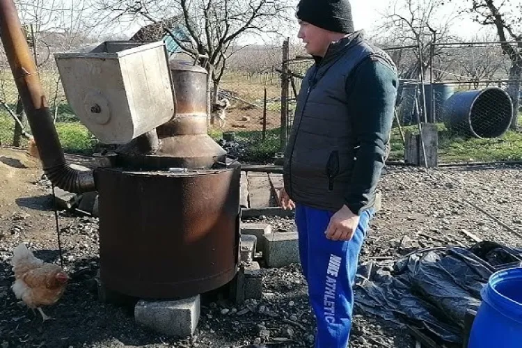 Clujean BĂTUT cu bestialitate pentru un cazan de țuică! Agresorul voia să „scutească” 500 de lei și l-a atacat cu pumnii și picioarele