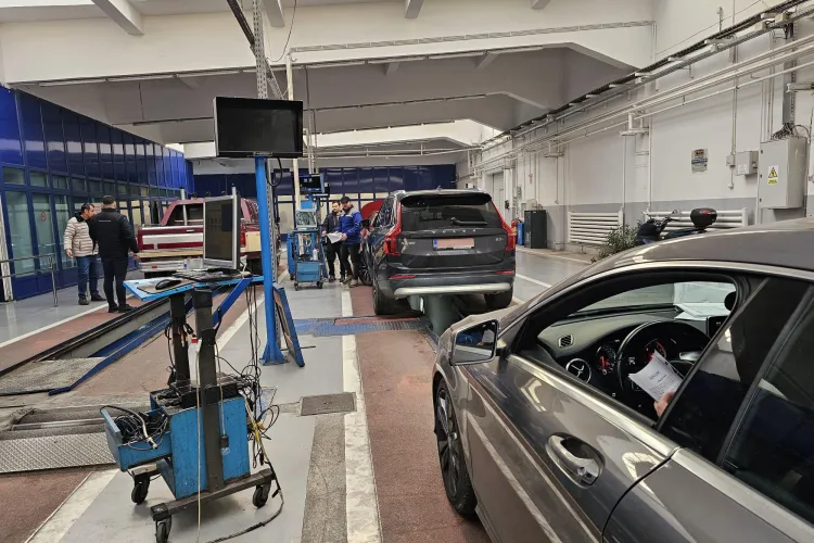 Atenție, șoferi! Au apărut cazuri de înșelătorie cu certificatele RAR la suprapreț. Cum sunt induși în eroare conducătorii auto