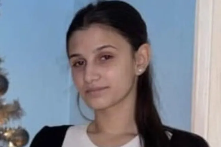 O tânără a plecat cu avionul din Anglia spre Cluj-Napoca și este de negăsit de atunci! Poliția și familia o caută cu disperare. AȚI VĂZUT-O? - FOTO