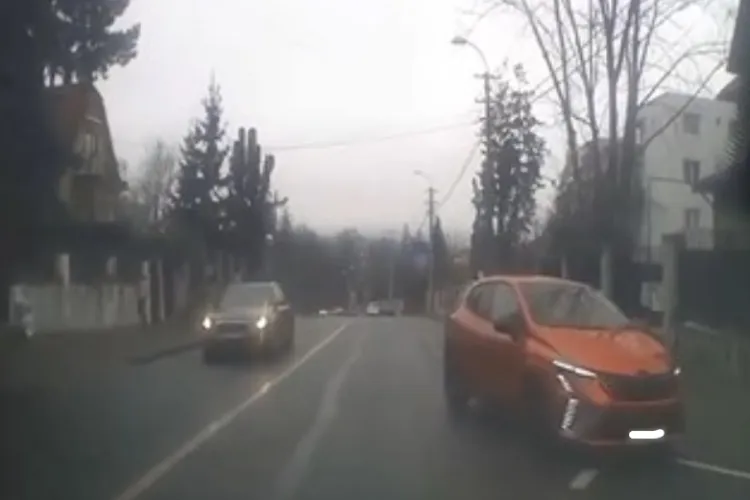 ,,Pot să știu ce fel de băutură ai băut?” - Șofer din Cluj, la un pas de accident din cauza unui individ teribilist. S-a trezit cu el în față - VIDEO 