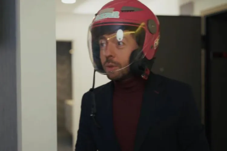 Prețurile imobilelor din Cluj, subiect de comedie: „Vă rog o ambulanță preventiv, comunic prețul apartamentului unei persoane mai în vârstă” VIDEO