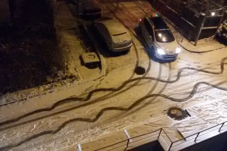 La Cluj, nimic nu e imposibil! Soluțiile ANTIDERAPANTE, mai alunecoase decât gheața. Șoferii sunt revoltați: „Patinezi ca naiba/Vreți să murim cu zile?”