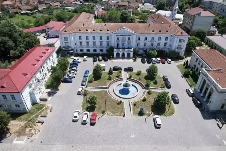  Povestea orașului construit de RUȘI în Apuseni! Au exploatat zăcămintele 10 ani, apoi l-au abandonat: „România ar fi avut șosele pavate cu dolari”