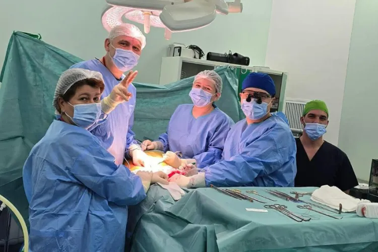 Mesaj emoționant al medicilor clujeni, după 10 transplaturi renale la Cluj, din care 4 la copii: „Ați transformat durerea pierderii, într-un DAR neprețuit”