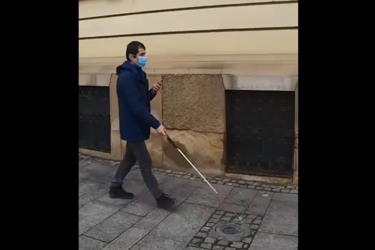 Cluj-Napoca devine mai sigur pentru persoanele nevăzătoare: o aplicație dedicată acestora se extinde în mai multe zone de interes