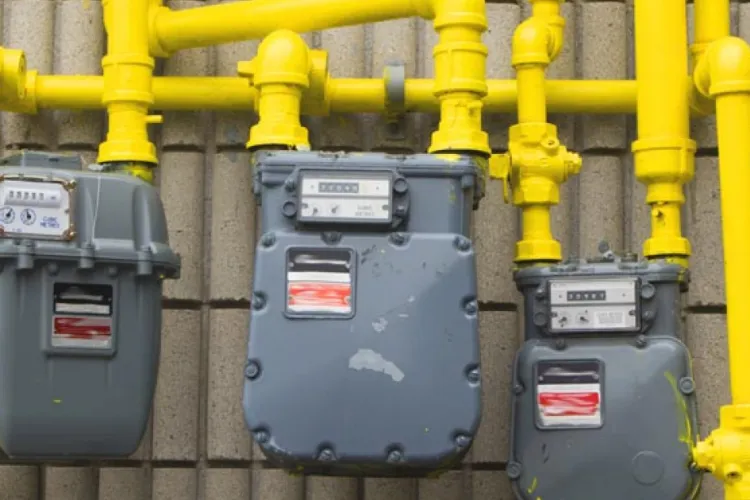 Doi clujeni, prinși în flagrant în timp ce furau gaz. Dauna este de peste 470.000 de lei