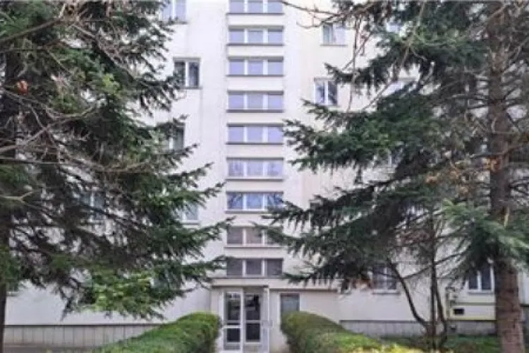 Gata cu apartamentele în Cluj: Acum se vinde tot blocul! Un bloc întreg din Mănăștur a fost scos la vânzare. Dar stați calmi, nu vi-l permiteți!