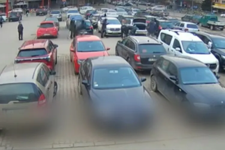 Un cămătar a fost prins în flagrant de polițiști într-o parcare! A cerut 200.000 de lei „dobândă” pentru 15.000 de lei dați împrumut