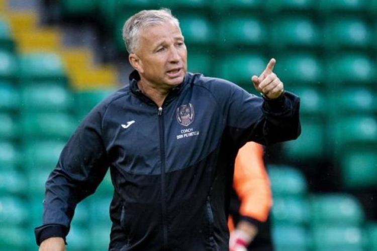 ,,Bagajul e făcut mereu la mine. Pac, îl iau şi plec”. Mesajul lui Dan Petrescu după ce Daniel Pancu ar putea să îl înlocuiască la CFR Cluj 