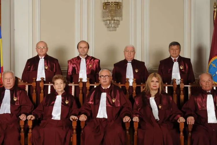 CCR își cumpără medicamente pe banii românilor - 700.000 de lei ar fi mers către judecători: „Nu de alta, dar s-au tot scumpit”