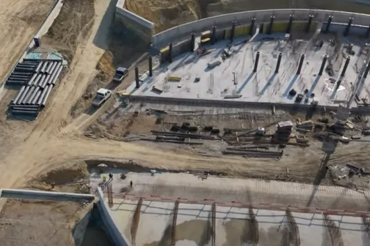 Cluj: Imagini din dronă de pe șantierul viitorului bazin olimpic din Borhanci! Va avea o capacitate de 1000 de spectatori - VIDEO 