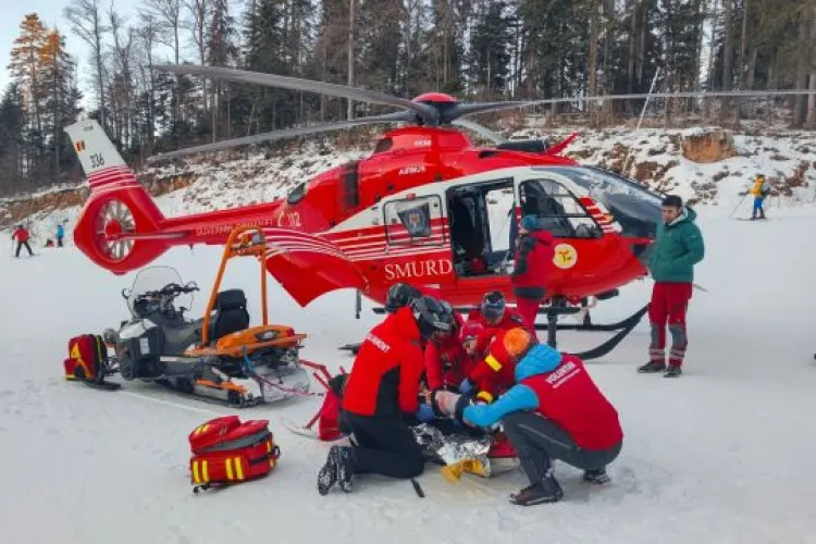 Accidente în lanț pe pârtiile de schi!  Peste 90 de oameni au ajuns la spital, unii cu elicopterul SMURD. Câte cazuri au fost în Cluj
