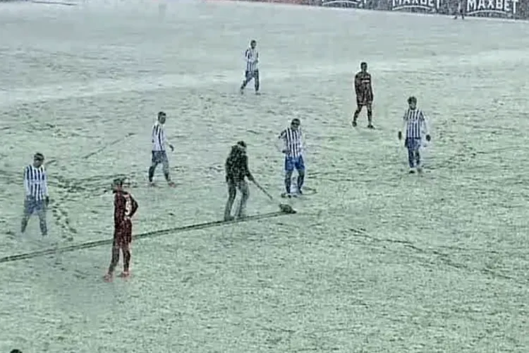 CFR Cluj s-a calificat în play-off! Au avut un gol avans și un jucător în plus, dar nu au reușit victoria la Iași REZUMAT VIDEO