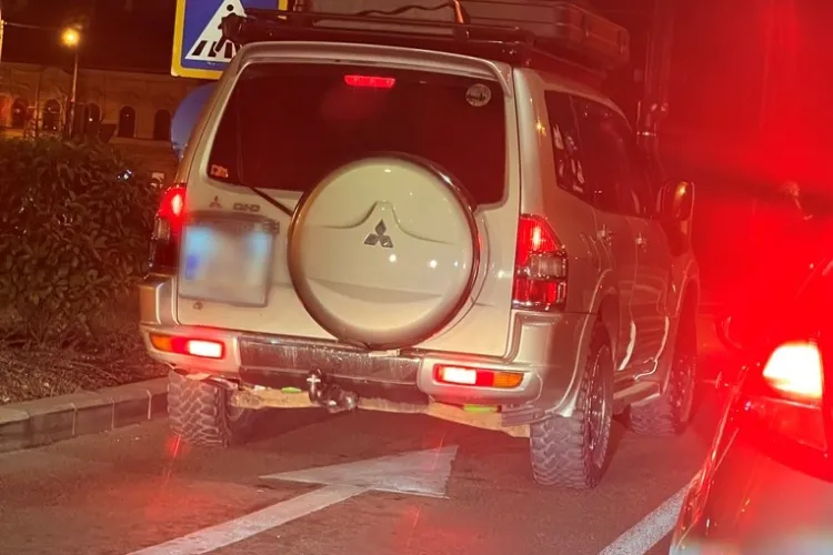 Haos în traficul din Cluj! Un șofer agresiv a blocat intenționat o stradă întreagă: „A început un joc periculos” 