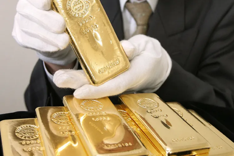 Prețul AURULUI a atins un nou record! Metalul prețios s-a scumpit peste noapte / Cât a ajuns să coste un gram