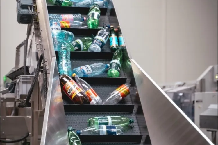 Cel mai mare producător român de băuturi, critici dure privind sistemului de garanție-returnare: „Pare un Nordis sau Caritas al deșeurilor”