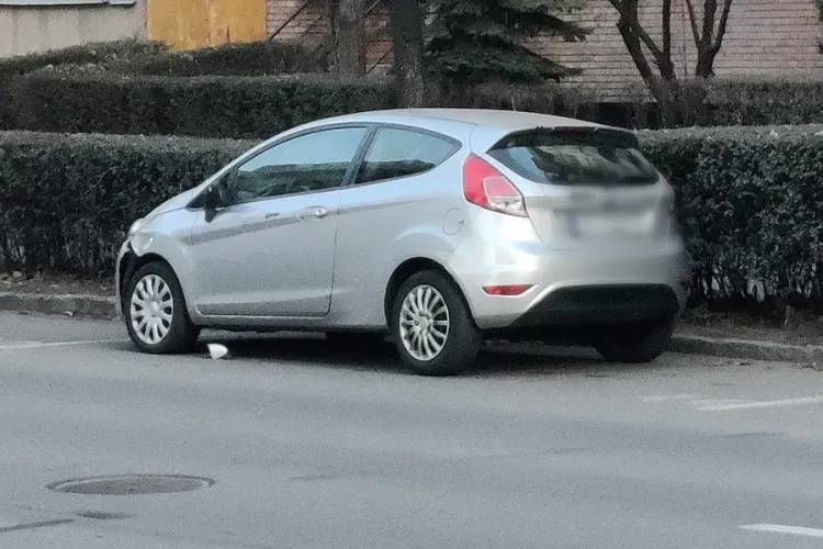 A lovit și a fugit! Un șofer neatent creează probleme pe străzile din Cluj: „Nu e capabil” 