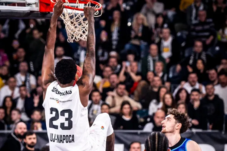 U-BT Cluj, meci de foc cu Steaua București! Elevii lui Mihai Silvășan luptă pentru o victorie în deplasare