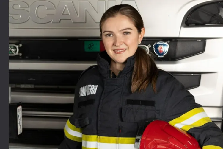 Eroina de la Cluj care întoarce toate privirile! Magdalena Hetea nu e doar cel mai frumos pompier, ci și un salvator de excepție: „Orice secundă contează”