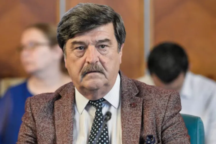 Parlamentul decide astăzi dacă îl demite pe Toni Greblă, președintele AEP: „Nu e normal să fiu demis de reprezențanții partidelor pe care le verific”