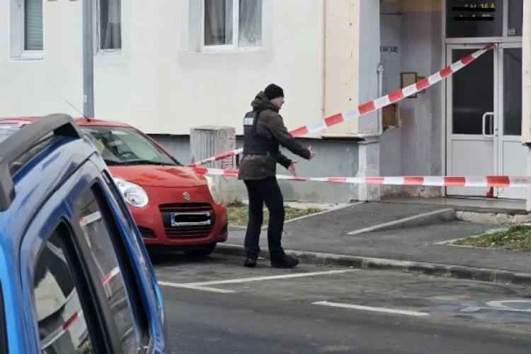 Tragedie fără margini! Un copil de 4 ani a murit, după ce a căzut de la etajul 7 al unui bloc. Medicii nu au mai putut face nimic pentru el 