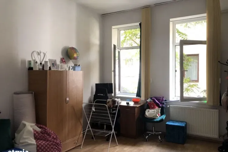 Garsonieră din centrul Clujului, scoasă la vânzare cu 119.000 de euro! Beneficii pentru viitorul proprietar: Va avea McDonald's aproape FOTO