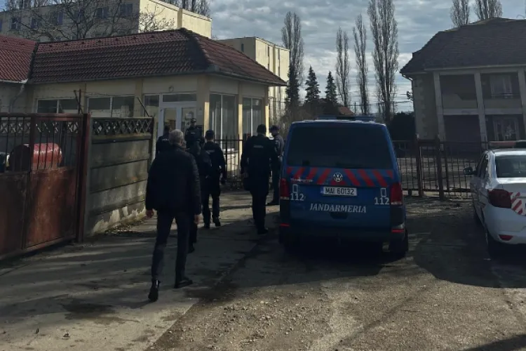 Razie cu polițiști și jandarmi pe străzile din Cluj! Au intervenit și cei de la imigrări. S-au împărțit amenzi de aproape 20.000 de lei - FOTO 